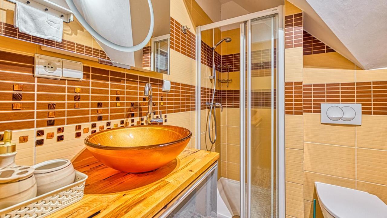 Apartament Pod Swierkami Z Prywatna Sauna - 5D Apartments Karpacz Exterior photo